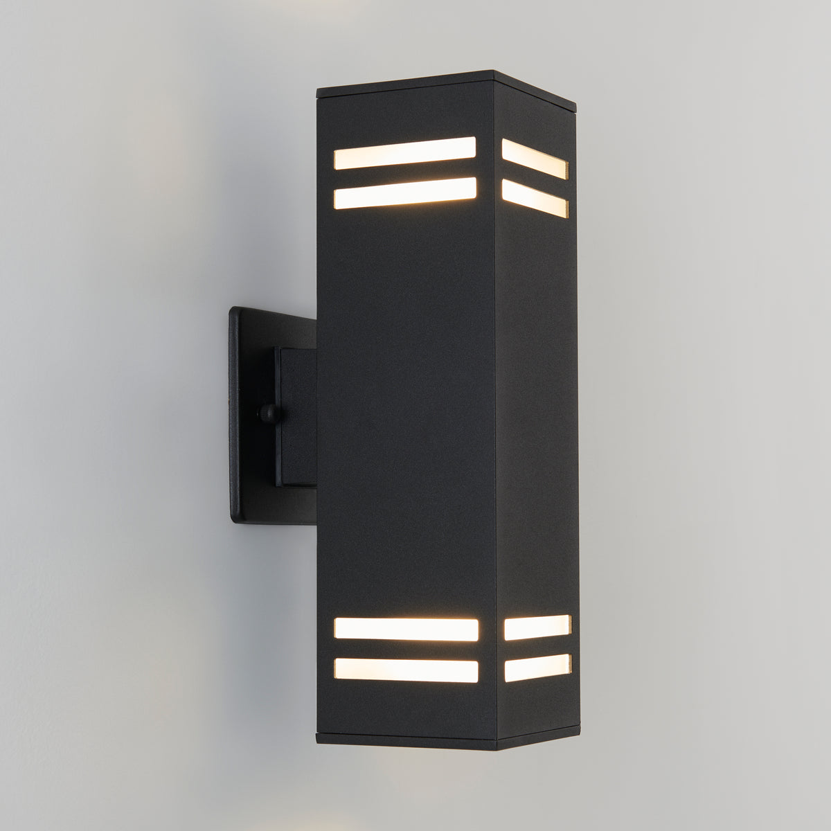 Strike indoor-outdoor wall light