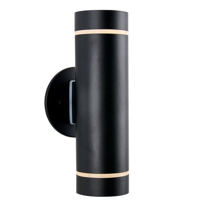 C7 indoor-outdoor wall light