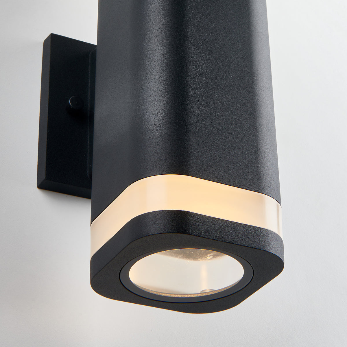 Mettle LED indoor-outdoor wall light