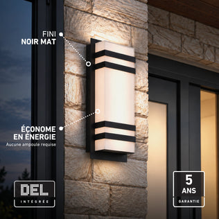 Artika Glowbox 3 indoor-outdoor LED wall light: rectangular, wall-mounted, black accents, French feature labels, warranty icon, and LED indicator.