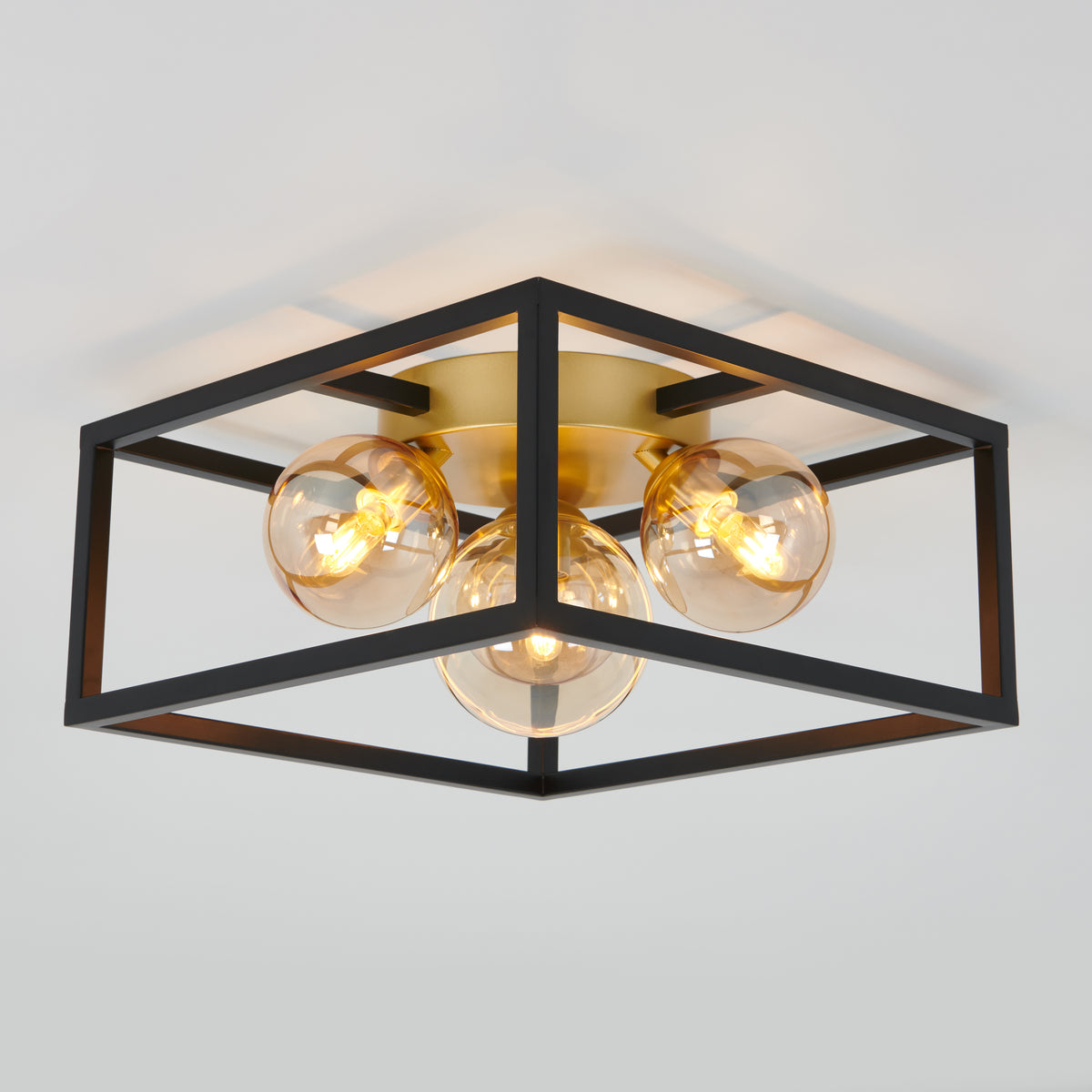 Griffintown 3-light 14 in. (36 cm) Modern LED Flush Mount Ceiling Light